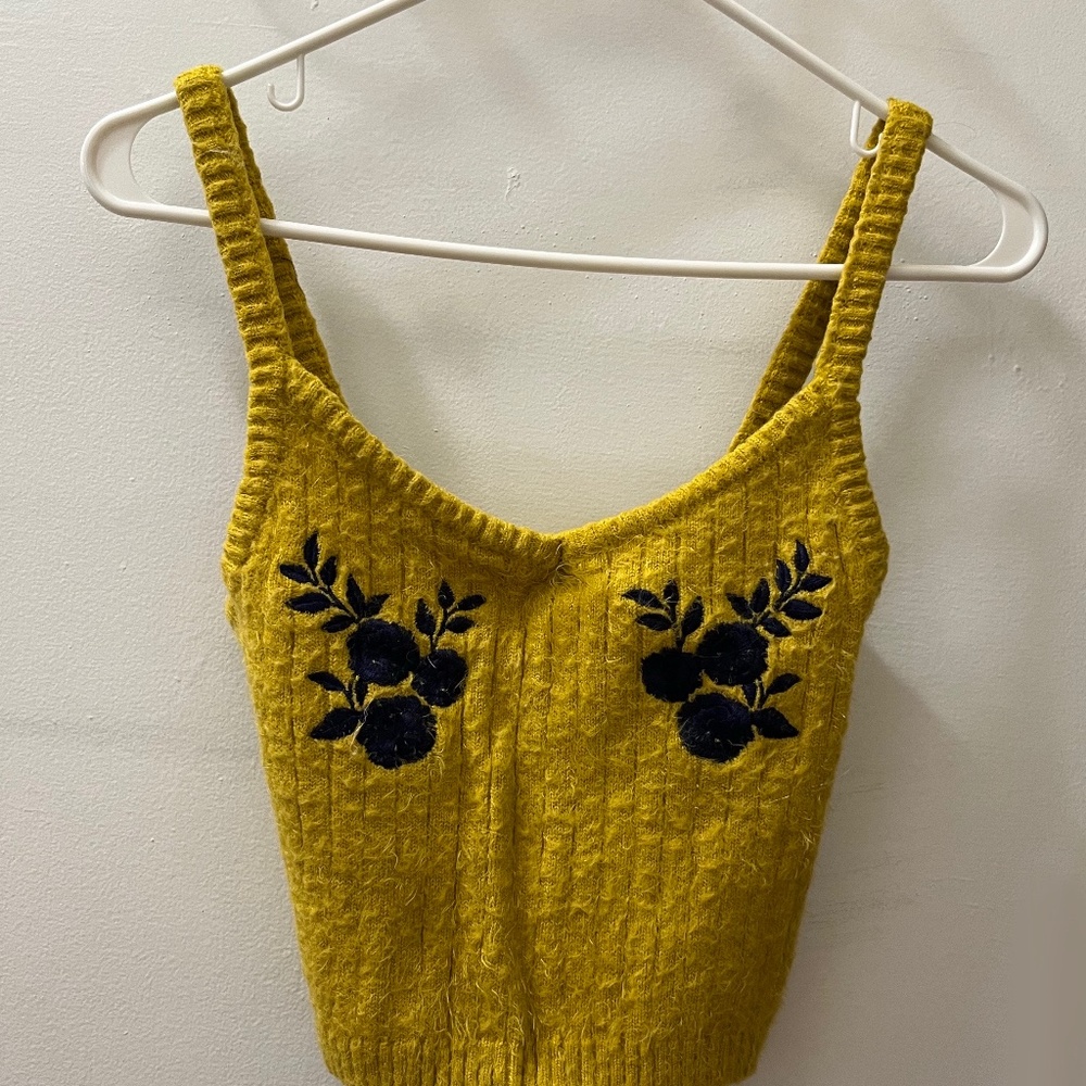 sweater cropped top